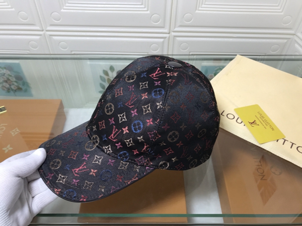 ブランド帽子正面デザイン